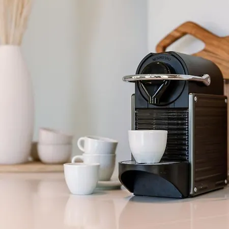 מלון Luxurious Flat 