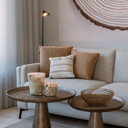 מלון Luxurious Flat 