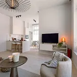 Szálloda Luxurious Flat 